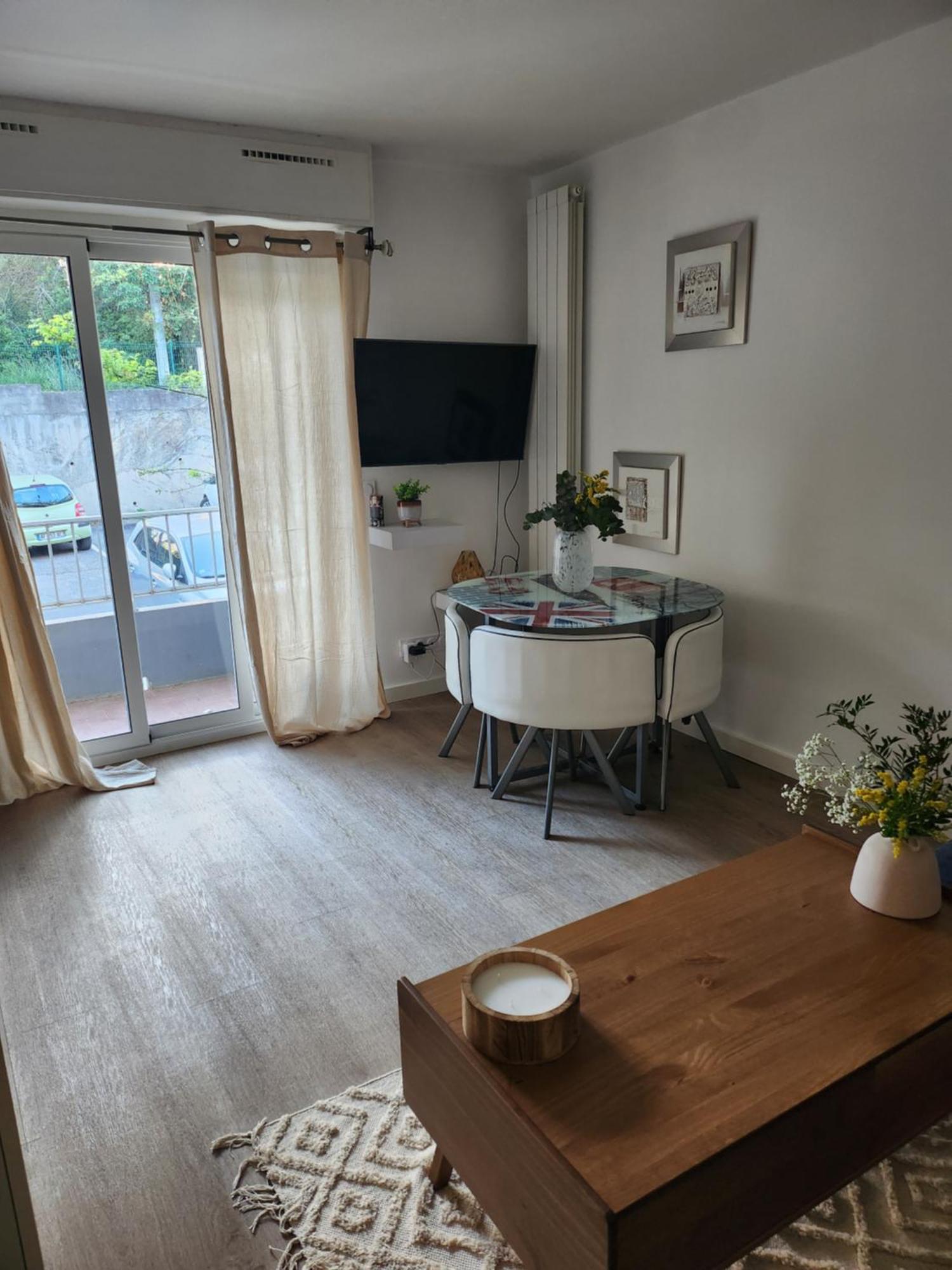 Appartement Plan Des 4 Seigneurs Montpellier Zewnętrze zdjęcie
